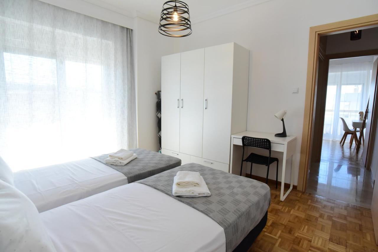 Urban Kalamitsa Beach Appartment カヴァラ エクステリア 写真